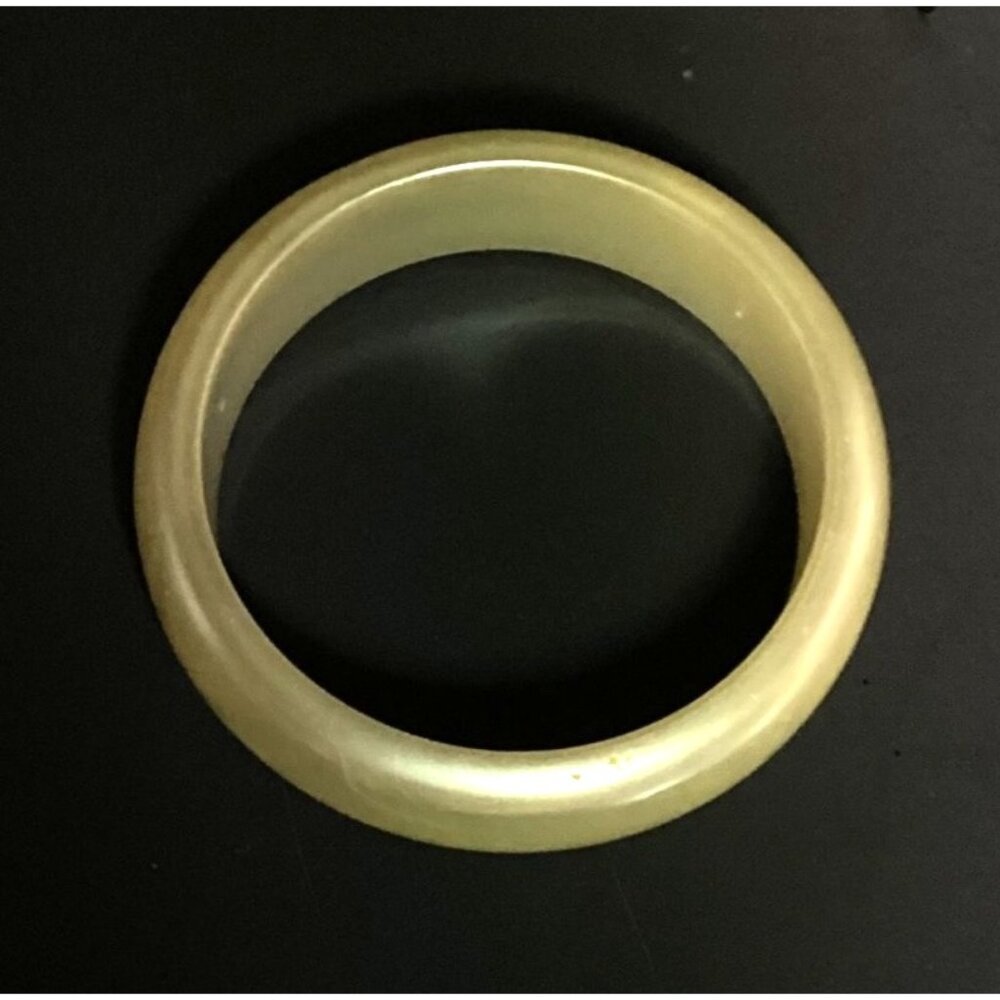 Vintage Chunky Domed Lucite Bangle Bracelet with Faux Pearl Finish Minimalist - Picture 9 of 9
